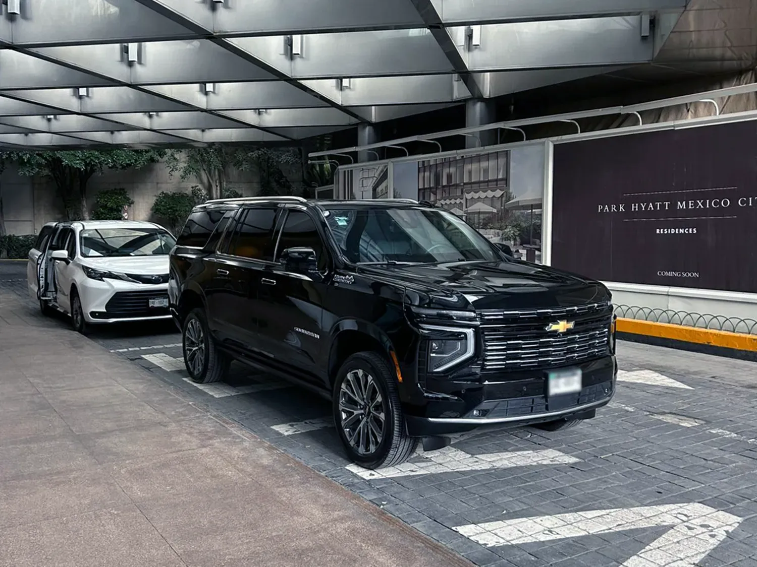 renta-auto-blindado-traslados-ejecutivos-hotel-